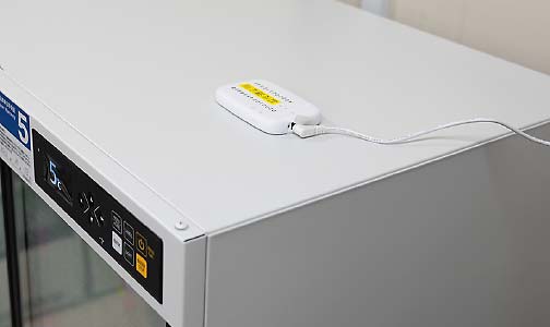 「オントレイシス タグ」から発信された温度データは、ゲートウェイを経て「オントレイシス クラウド」へ送られます